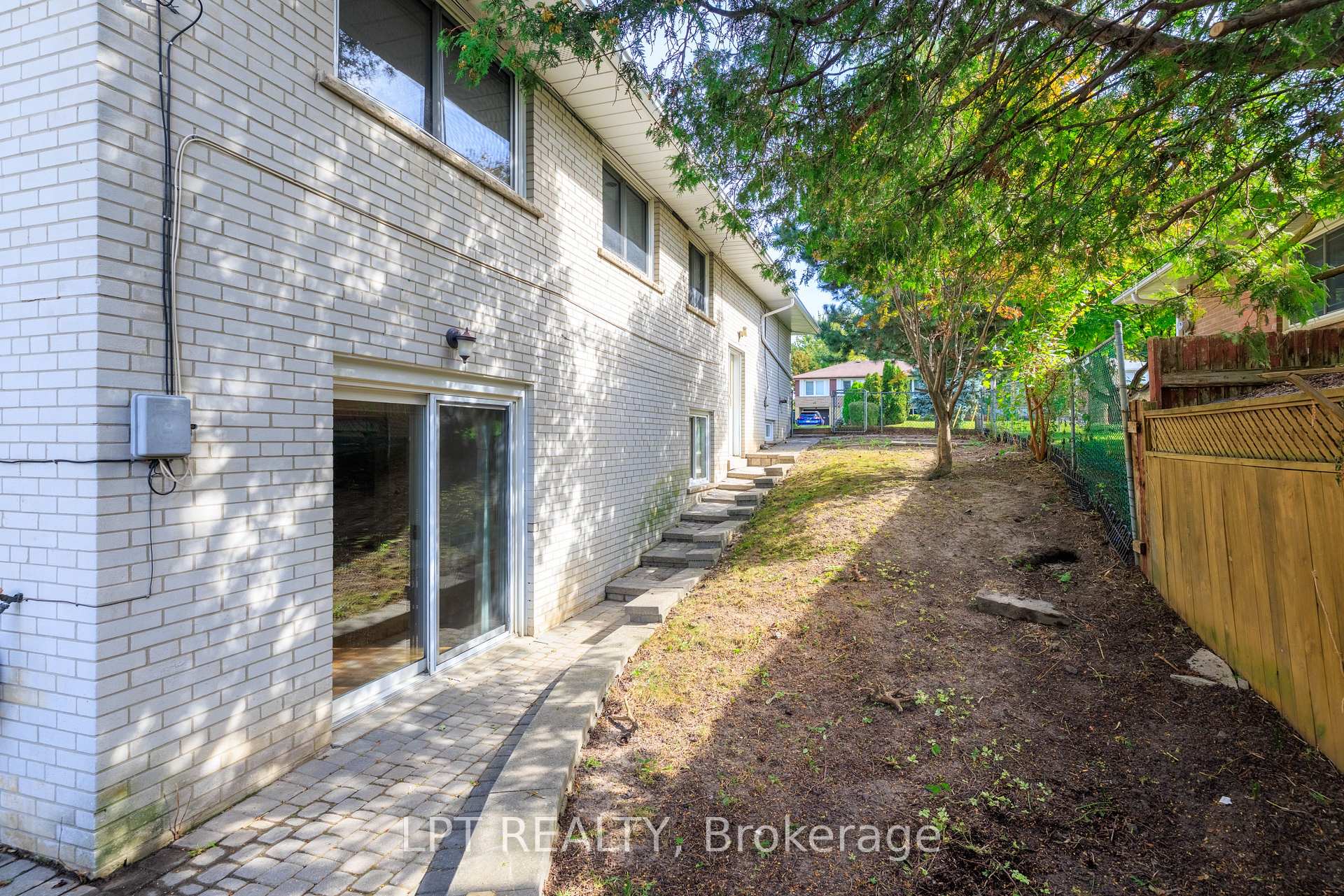 Photo 31 of 67 Woodthorpe Road, North York, Victoria Village — HOMEH