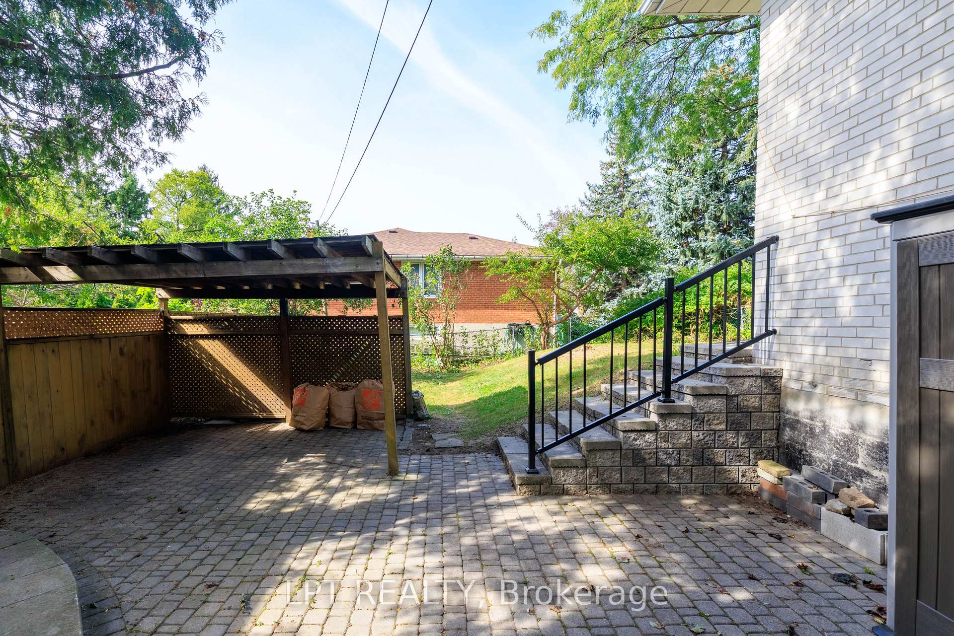 Photo 33 of 67 Woodthorpe Road, North York, Victoria Village — HOMEH
