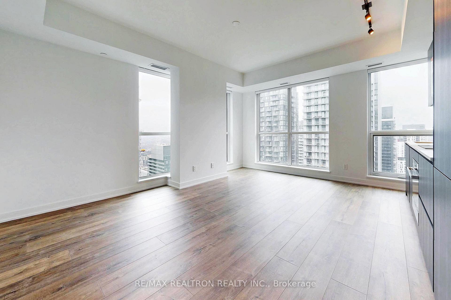 Photo 10 of Unit 4105, 327 King Street W, Toronto, Waterfront Communities — HOMEH