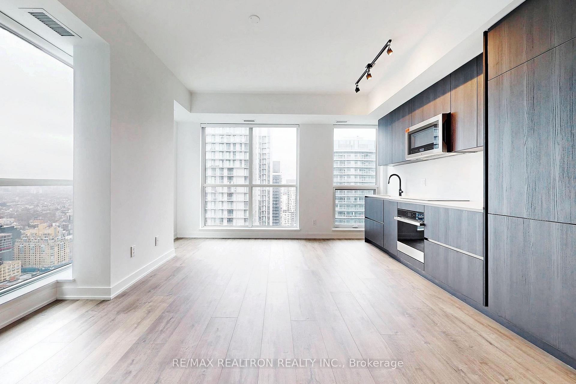 Photo 11 of Unit 4105, 327 King Street W, Toronto, Waterfront Communities — HOMEH