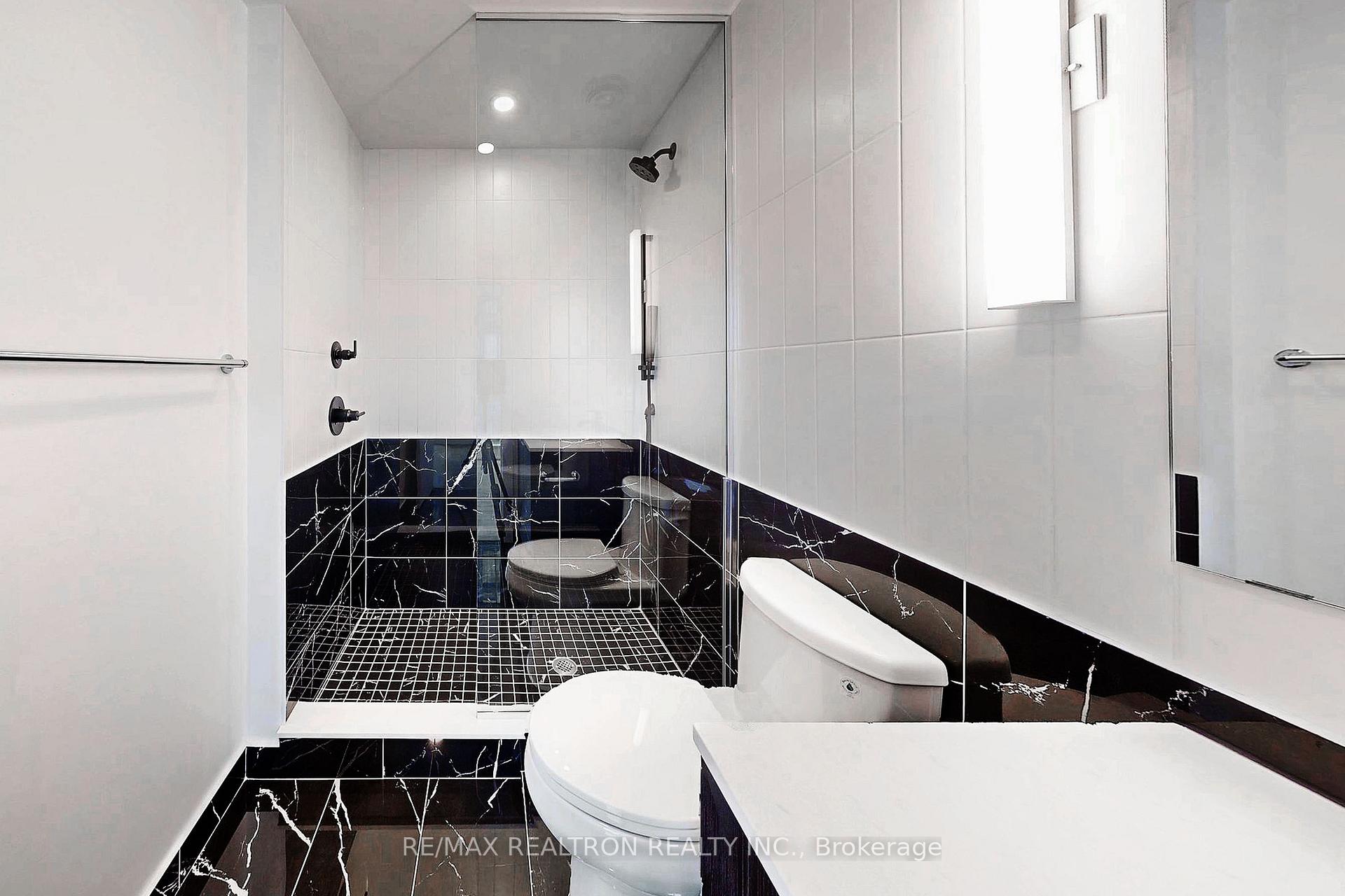 Photo 26 of Unit 4105, 327 King Street W, Toronto, Waterfront Communities — HOMEH