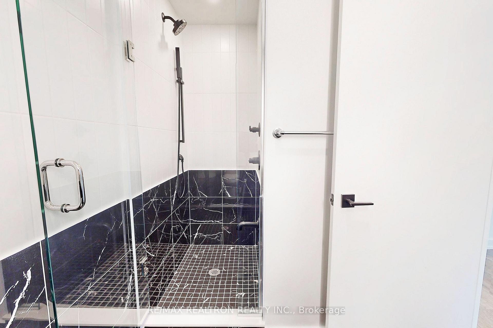 Photo 33 of Unit 4105, 327 King Street W, Toronto, Waterfront Communities — HOMEH