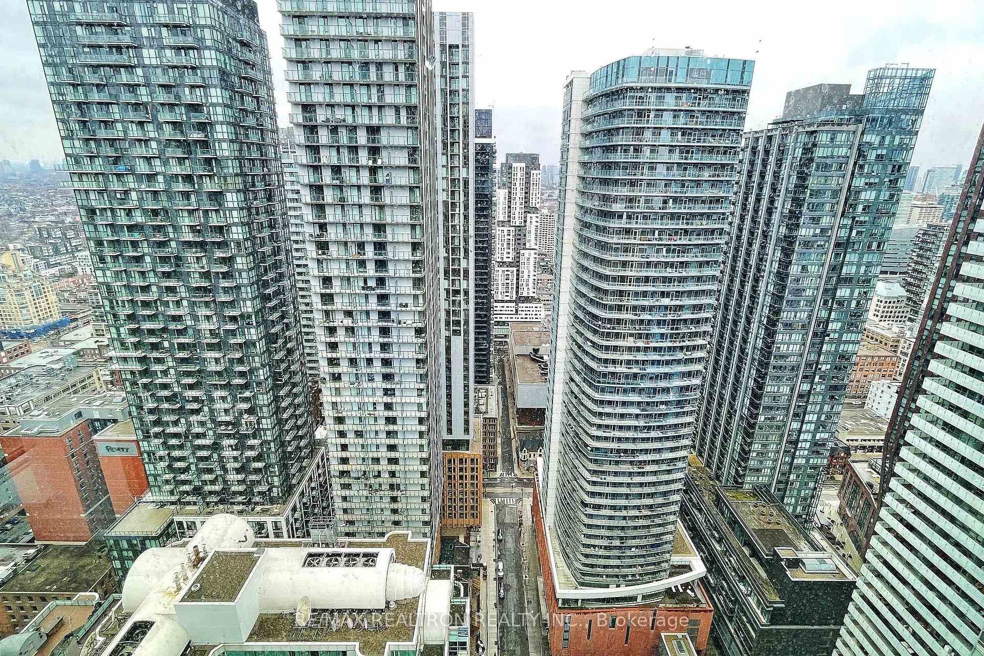 Photo 36 of Unit 4105, 327 King Street W, Toronto, Waterfront Communities — HOMEH