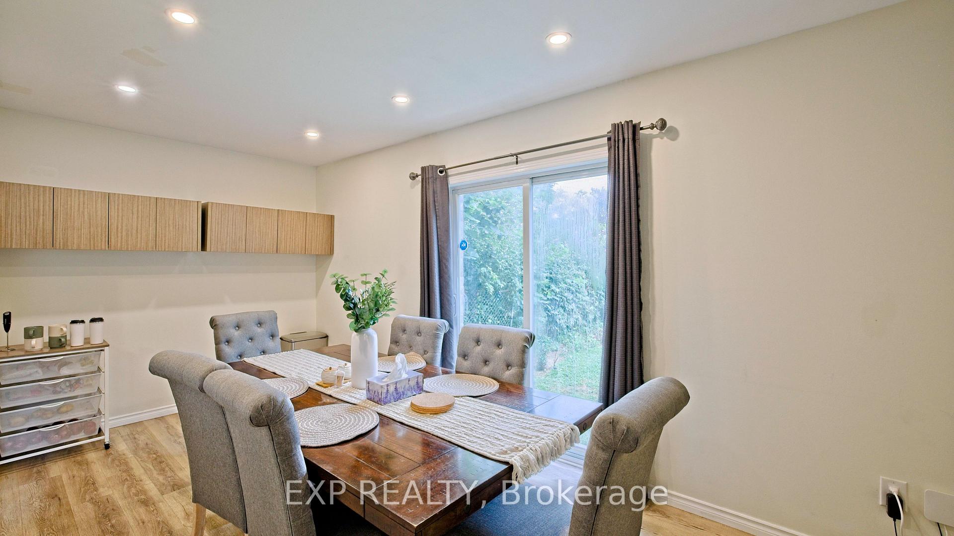 Photo 9 of 410 King William Street, Hamilton, Landsdale — HOMEH