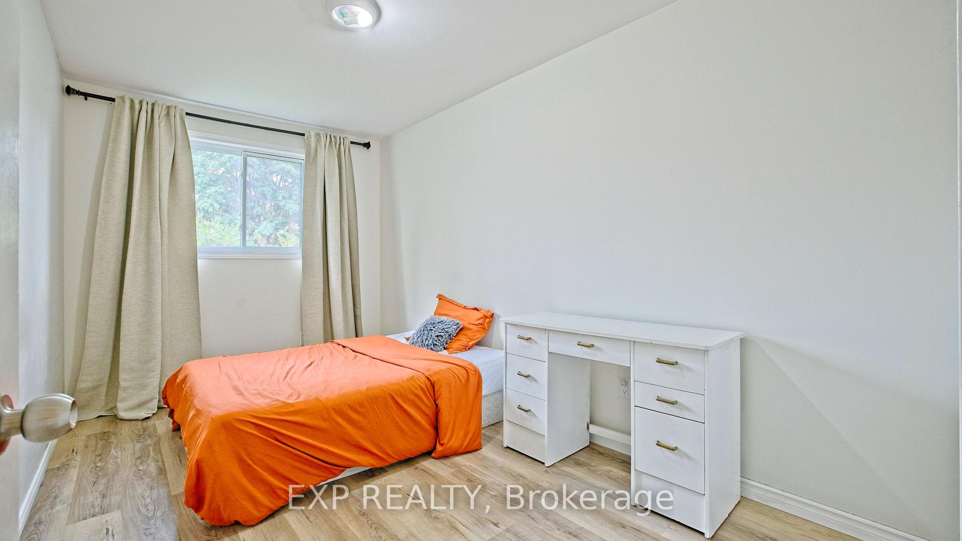 Photo 22 of 410 King William Street, Hamilton, Landsdale — HOMEH