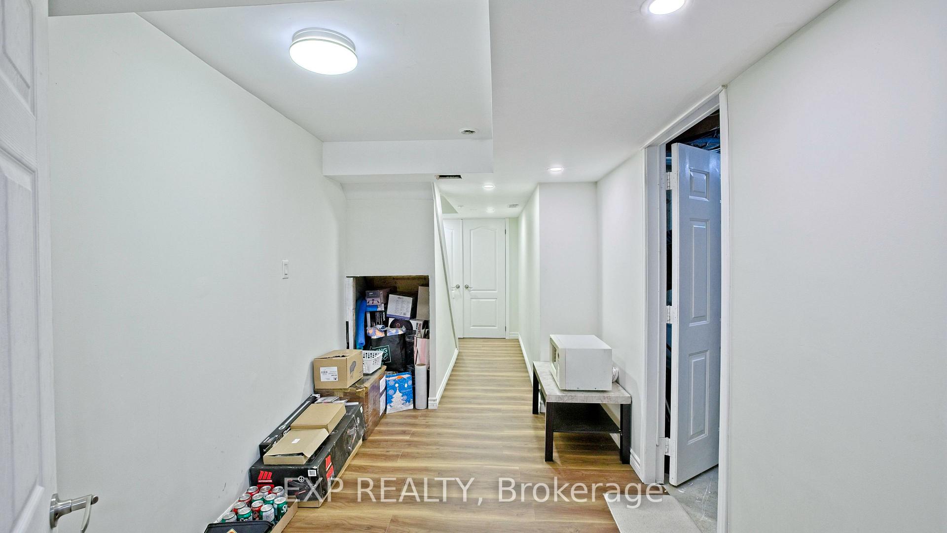 Photo 29 of 410 King William Street, Hamilton, Landsdale — HOMEH