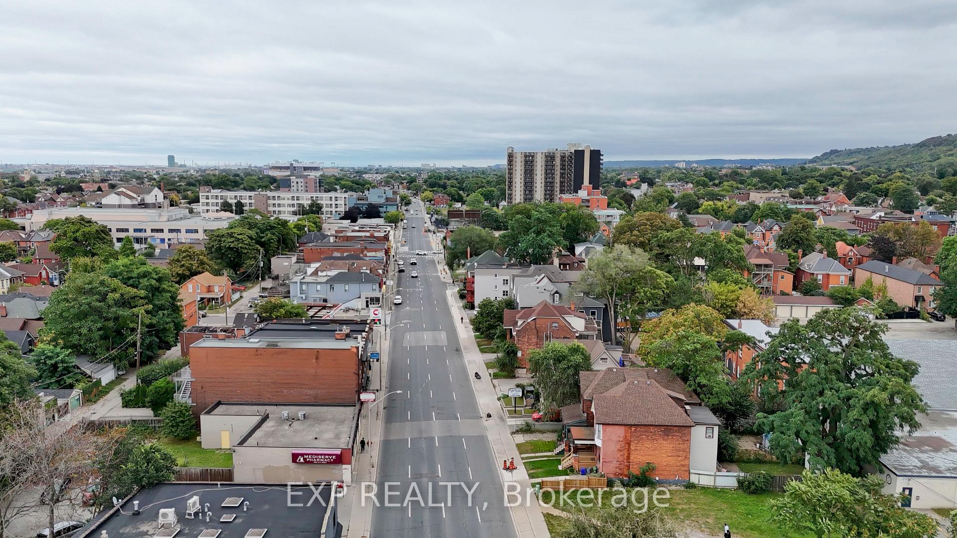Photo 41 of 410 King William Street, Hamilton, Landsdale — HOMEH