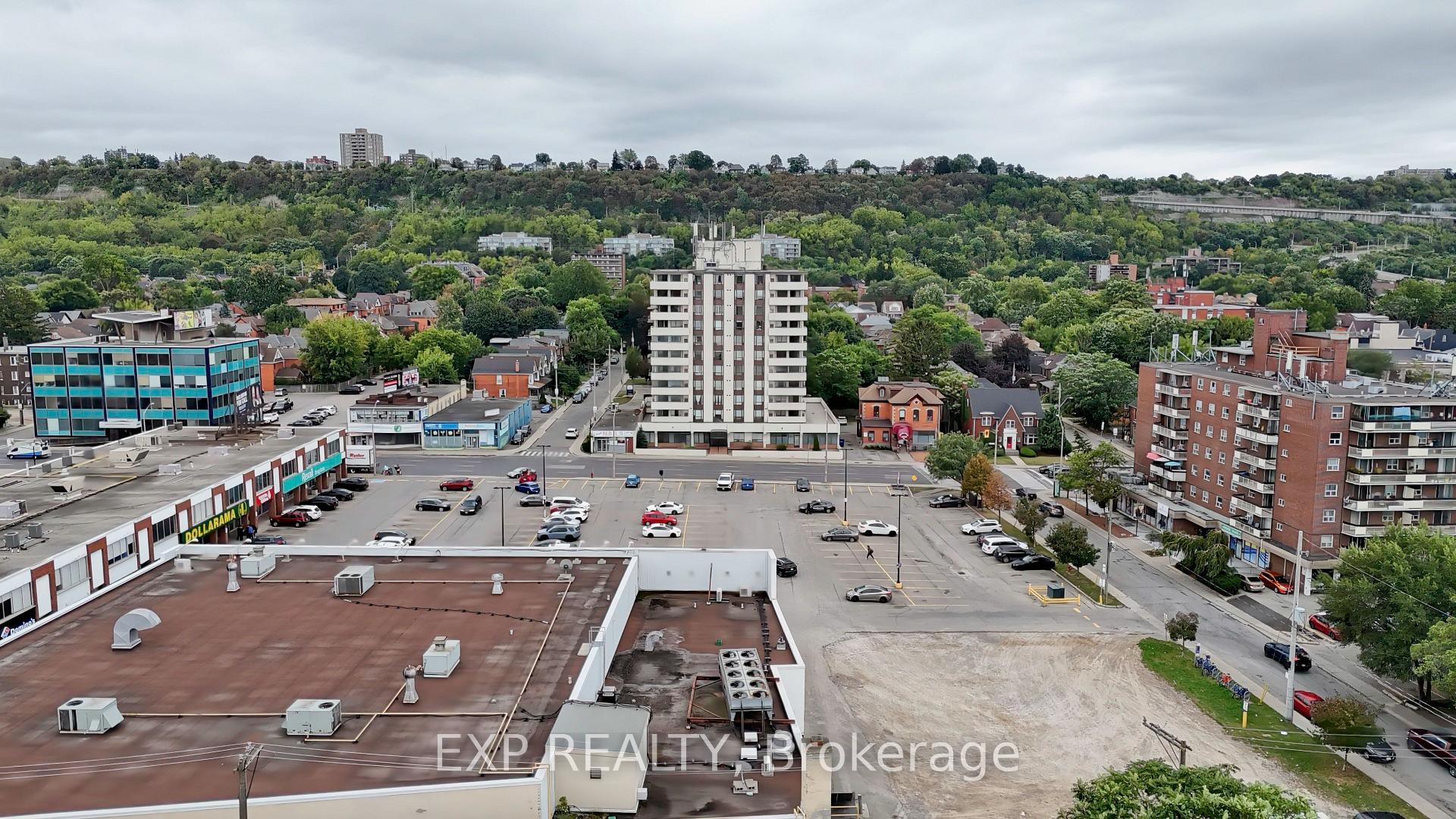 Photo 43 of 410 King William Street, Hamilton, Landsdale — HOMEH