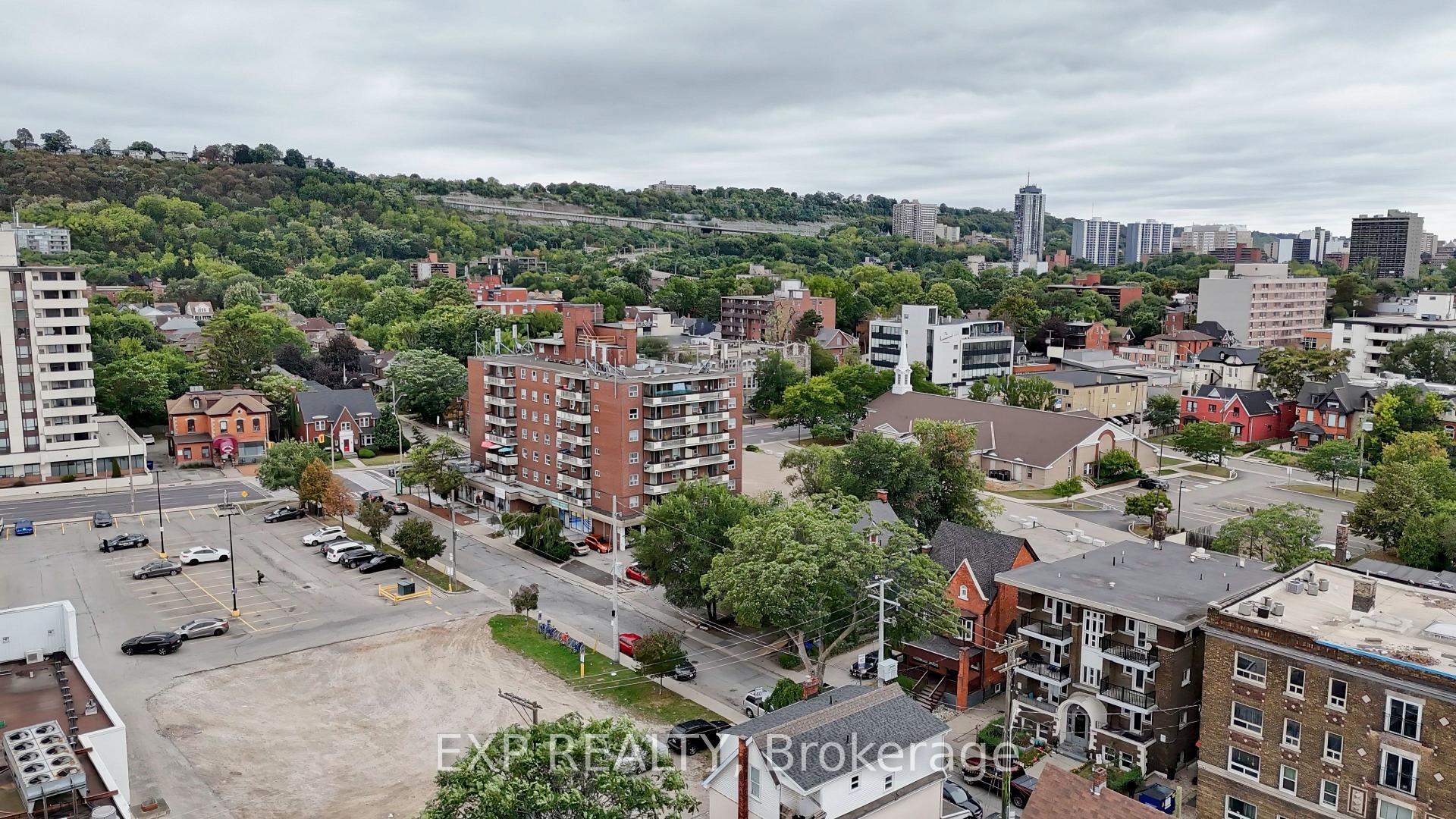 Photo 44 of 410 King William Street, Hamilton, Landsdale — HOMEH
