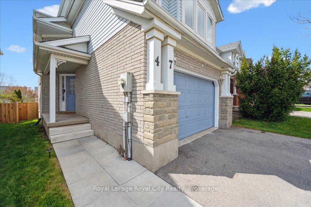 Photo 3 of 47 McCurdy Road, Guelph, Kortright West — HOMEH