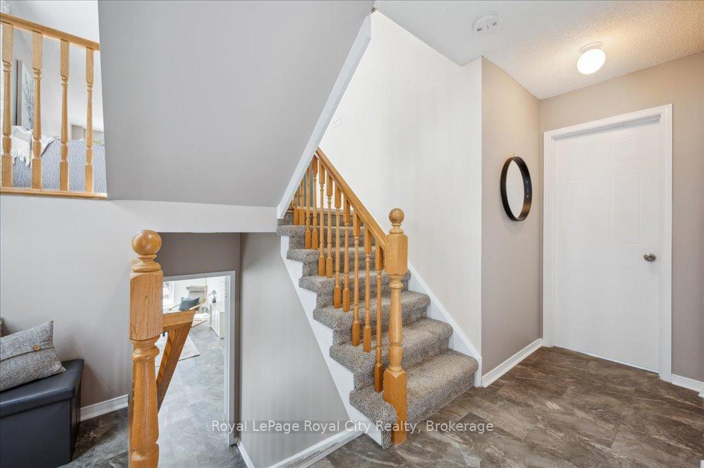 Photo 6 of 47 McCurdy Road, Guelph, Kortright West — HOMEH