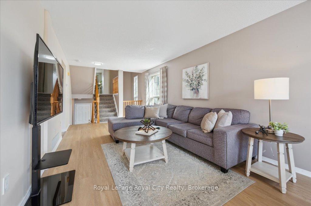 Photo 10 of 47 McCurdy Road, Guelph, Kortright West — HOMEH