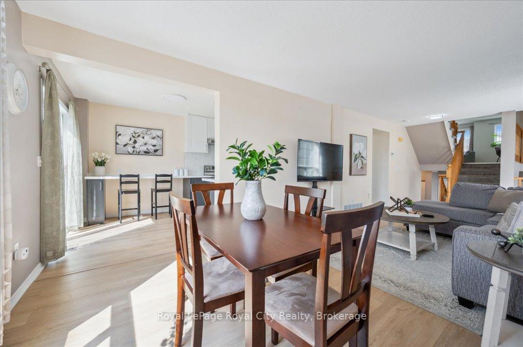 Photo 12 of 47 McCurdy Road, Guelph, Kortright West — HOMEH