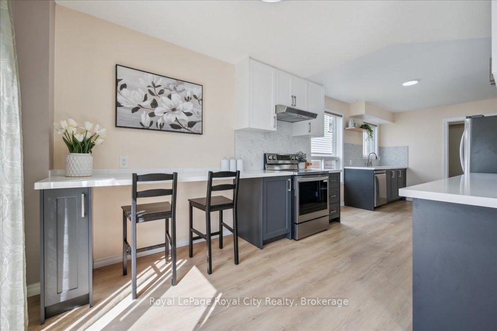 Photo 13 of 47 McCurdy Road, Guelph, Kortright West — HOMEH