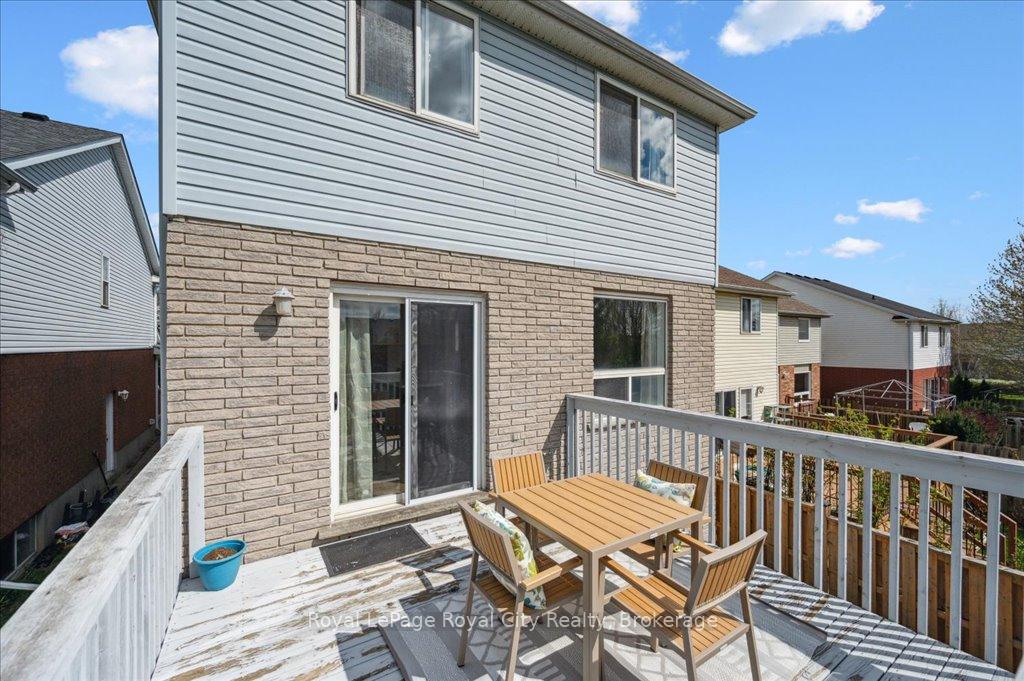 Photo 39 of 47 McCurdy Road, Guelph, Kortright West — HOMEH