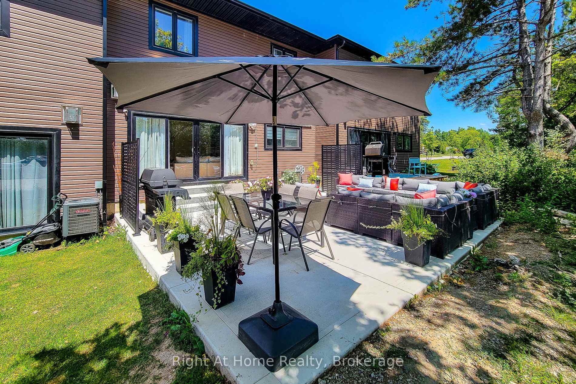 Photo 38 of 3 Trailside Drive, Haldimand — HOMEH