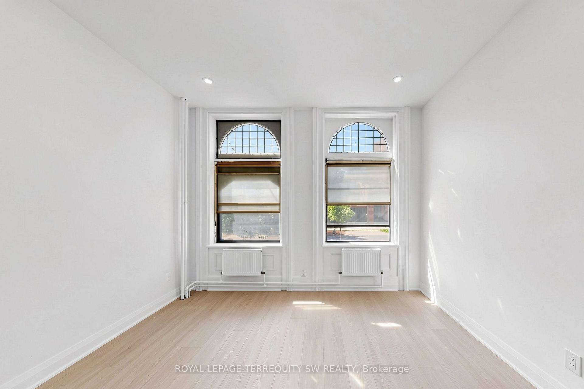 Photo 2 of Unit 1, 115 Madison Avenue, Toronto, The Annex — HOMEH