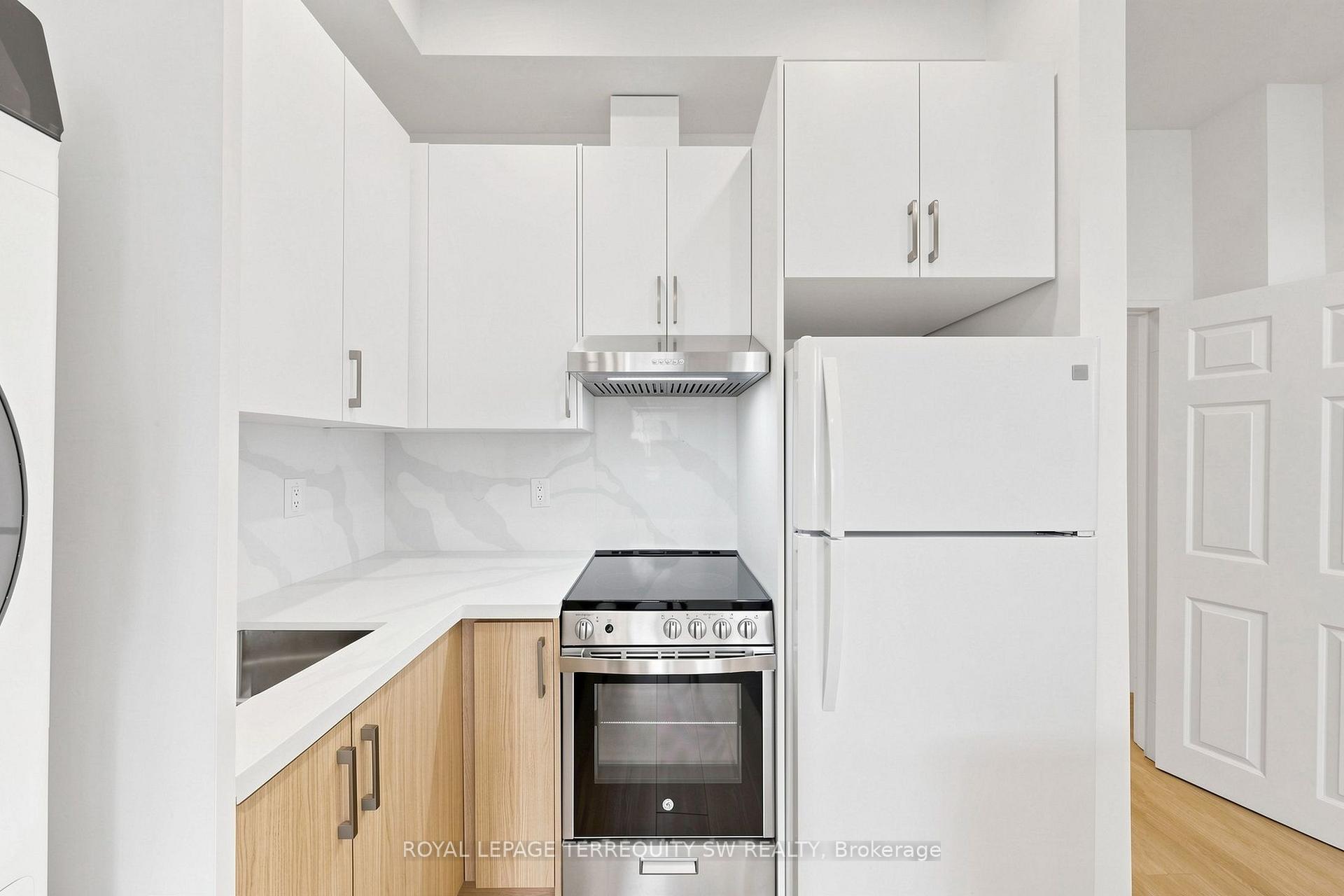 Photo 6 of Unit 1, 115 Madison Avenue, Toronto, The Annex — HOMEH
