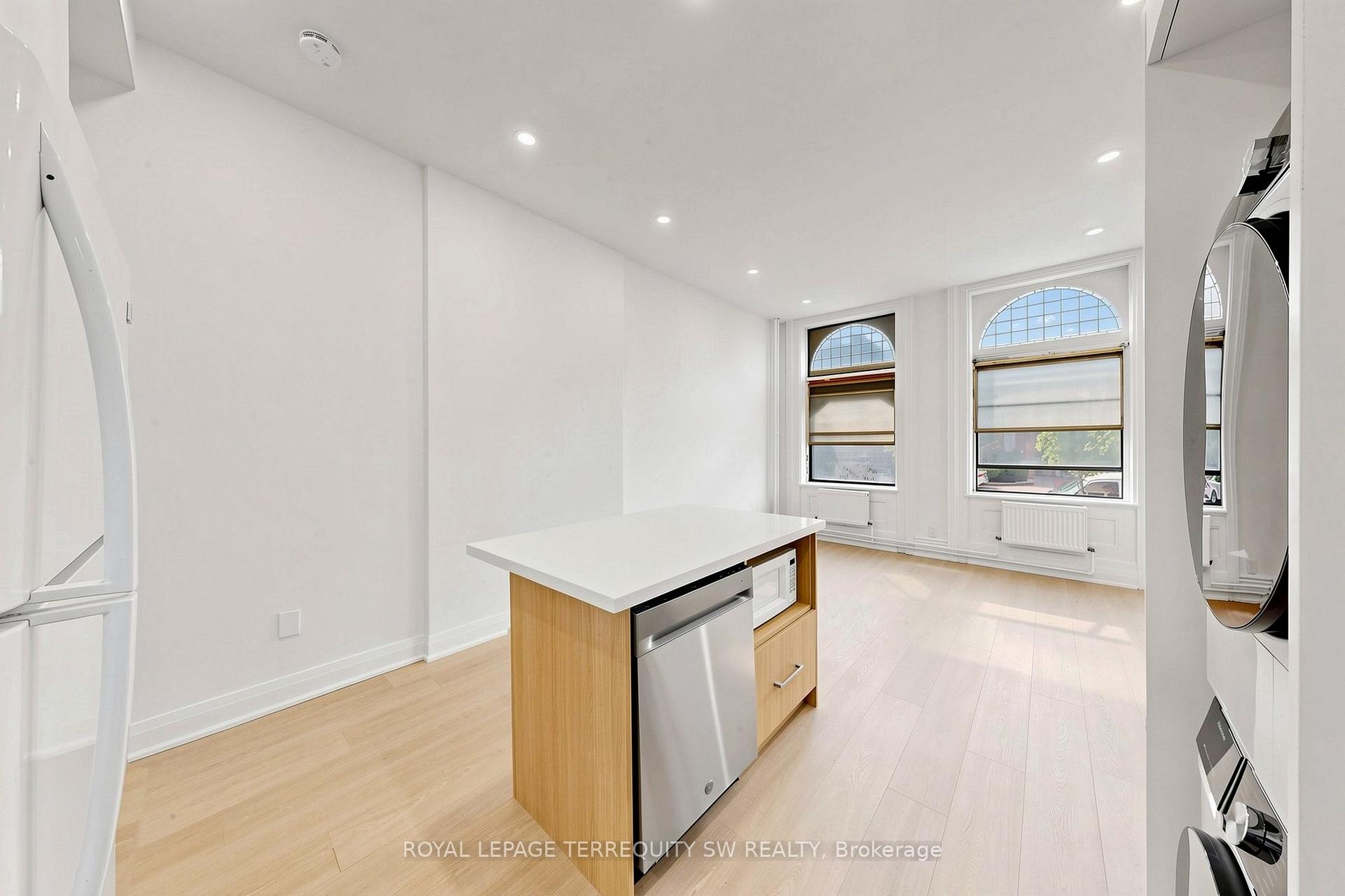 Photo 7 of Unit 1, 115 Madison Avenue, Toronto, The Annex — HOMEH
