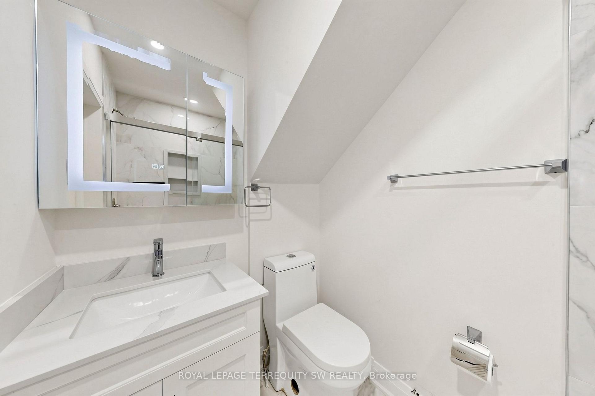 Photo 12 of Unit 1, 115 Madison Avenue, Toronto, The Annex — HOMEH