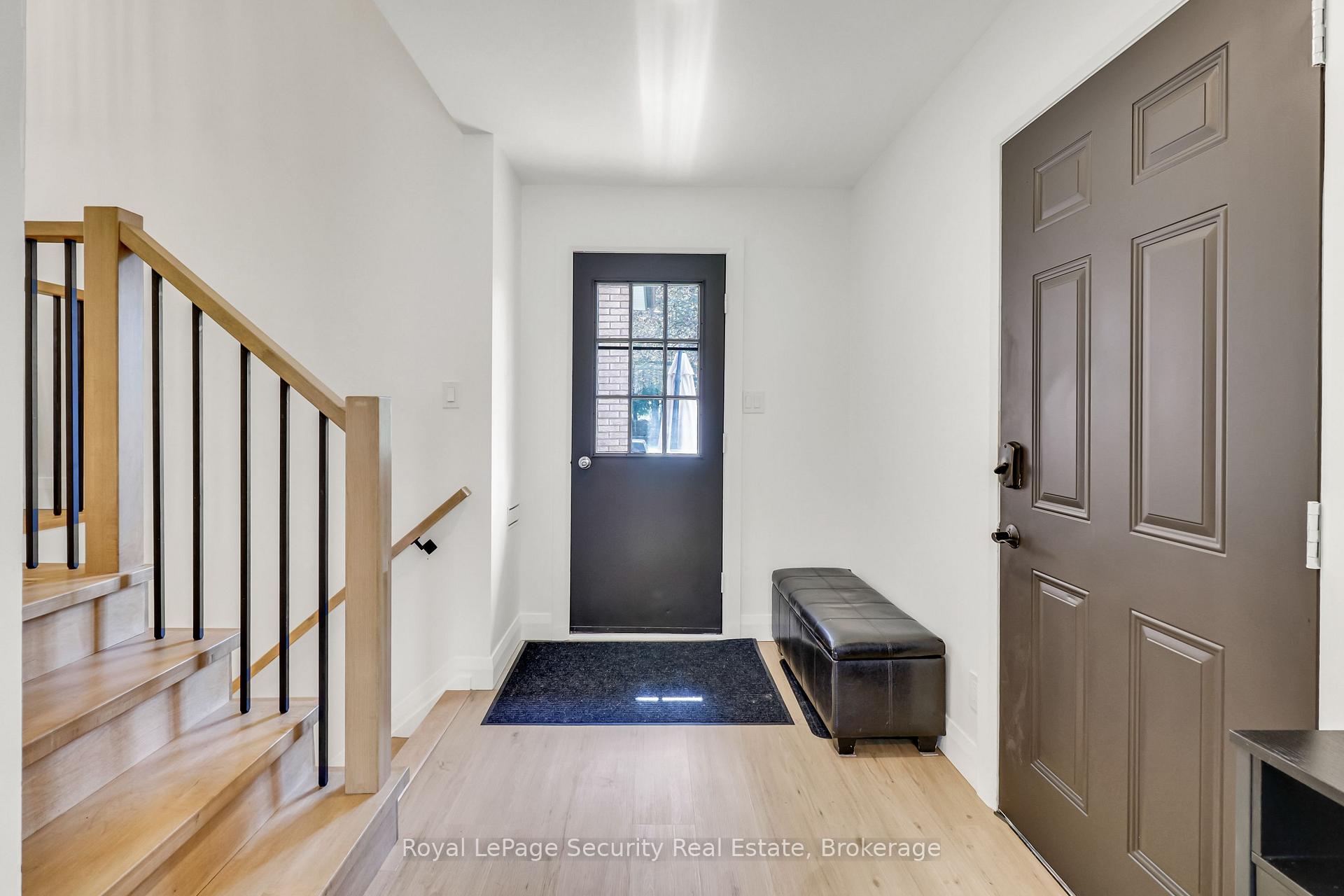 Photo 6 of 1045 Lebanon Drive, Innisfil, Alcona — HOMEH