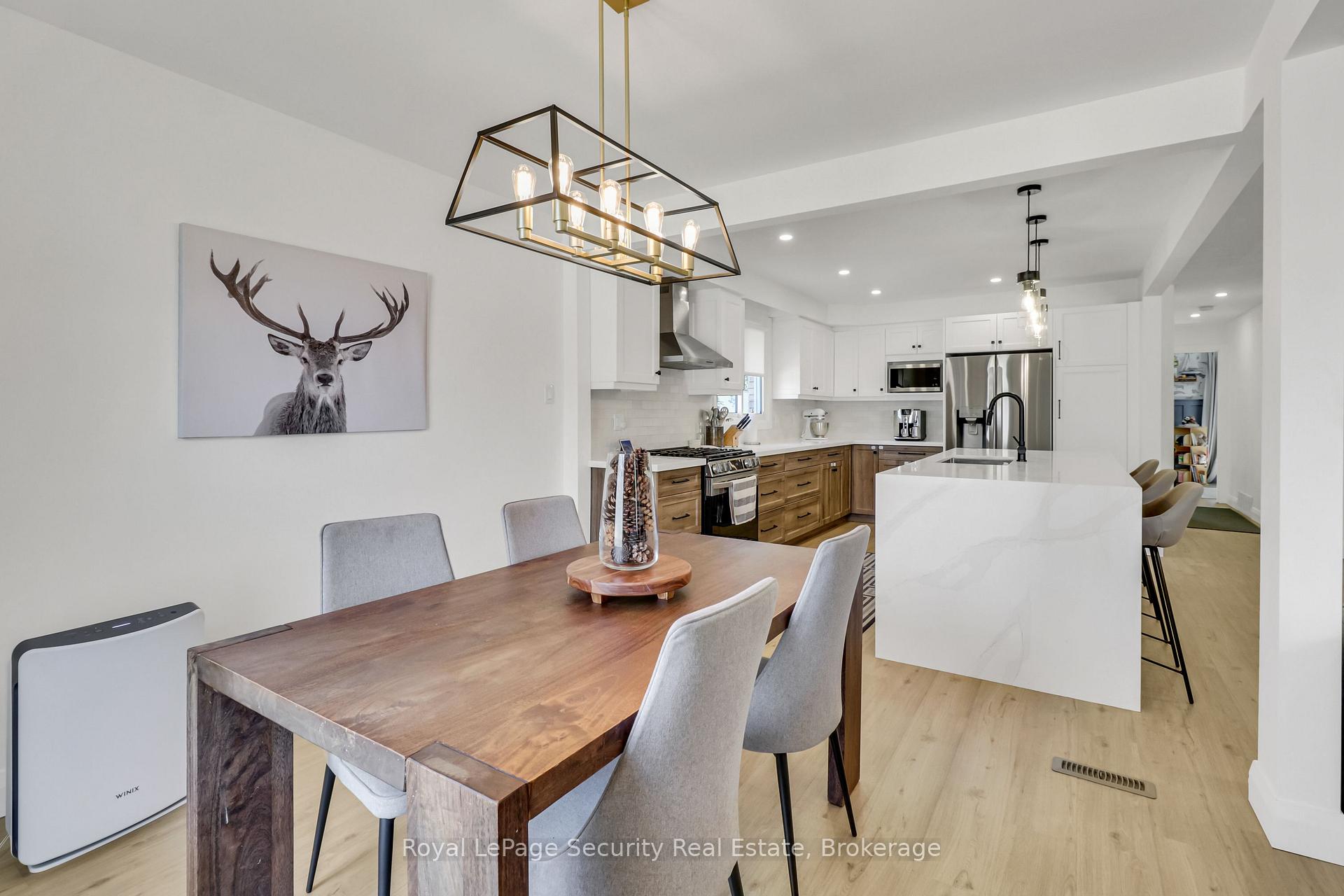 Photo 16 of 1045 Lebanon Drive, Innisfil, Alcona — HOMEH