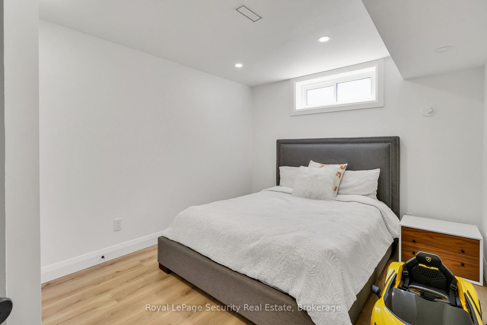 Photo 29 of 1045 Lebanon Drive, Innisfil, Alcona — HOMEH