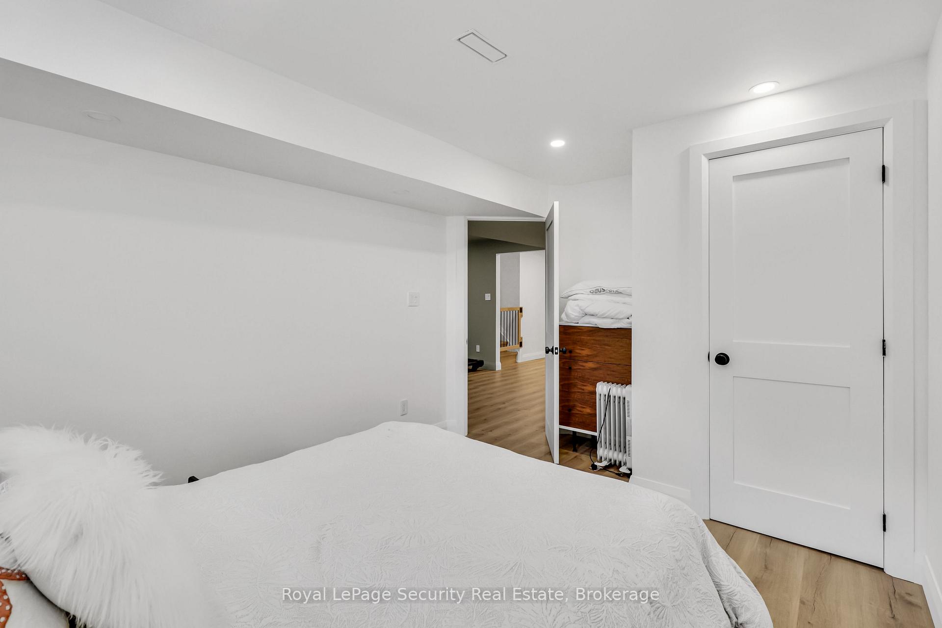 Photo 30 of 1045 Lebanon Drive, Innisfil, Alcona — HOMEH
