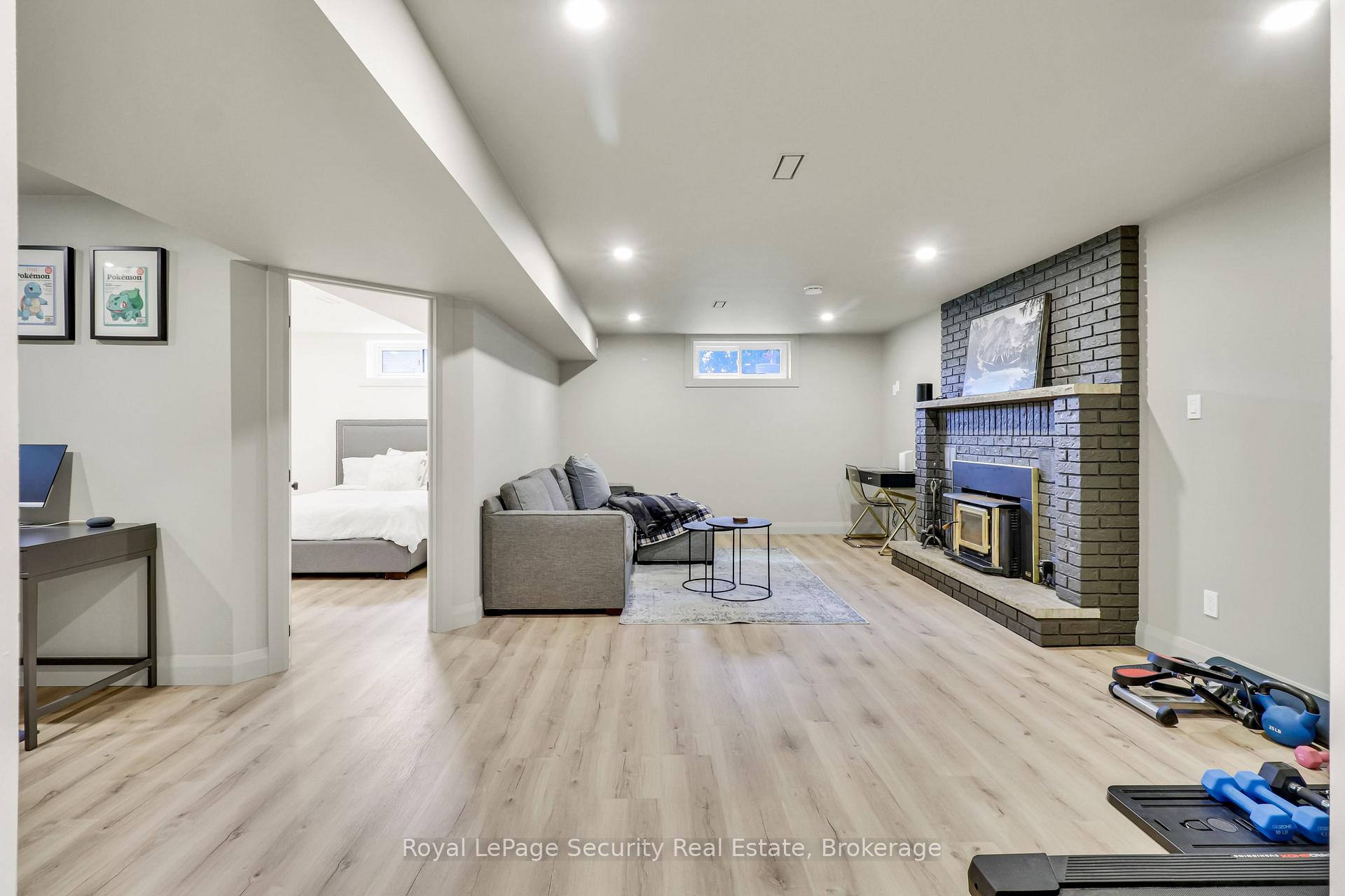 Photo 33 of 1045 Lebanon Drive, Innisfil, Alcona — HOMEH