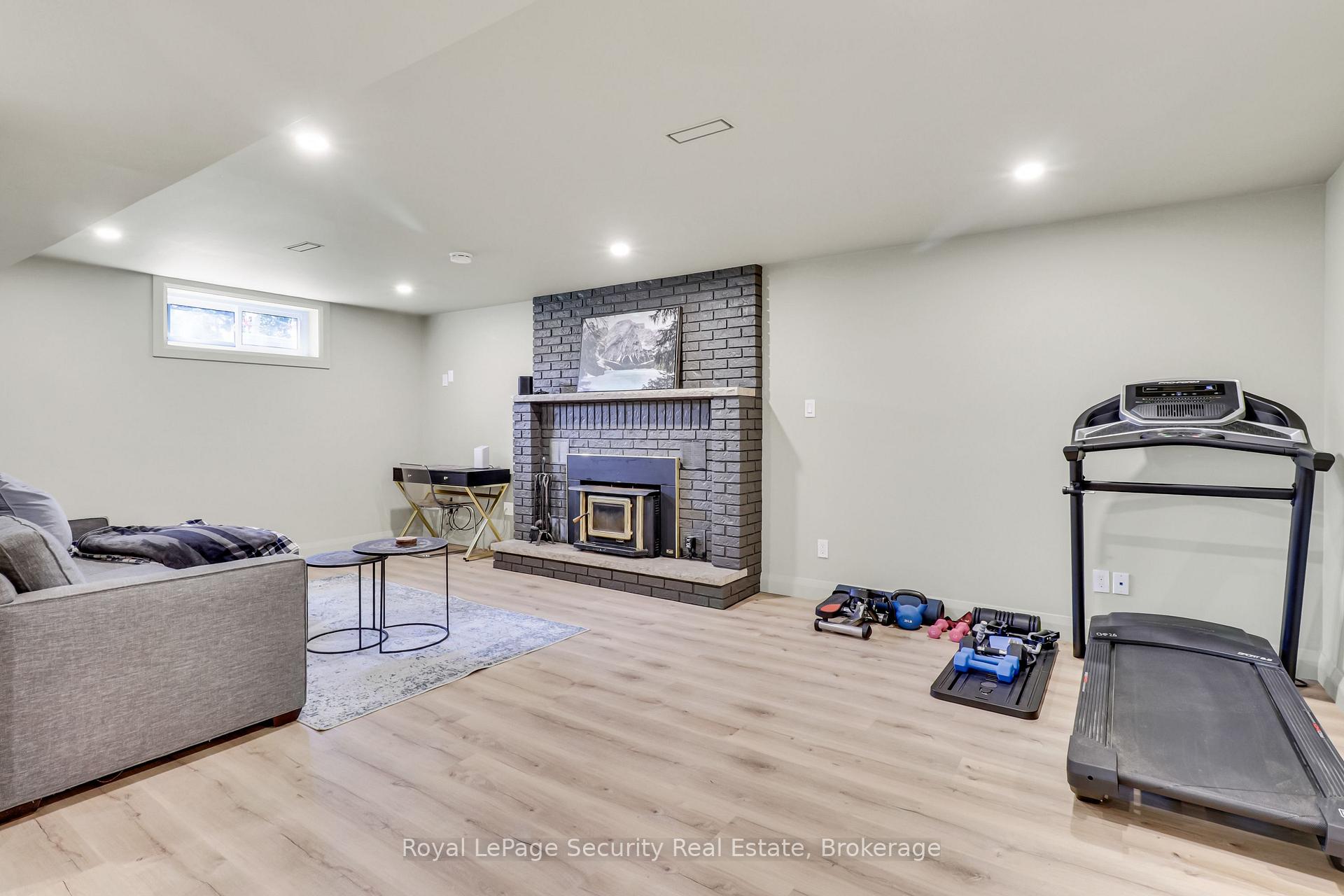 Photo 34 of 1045 Lebanon Drive, Innisfil, Alcona — HOMEH