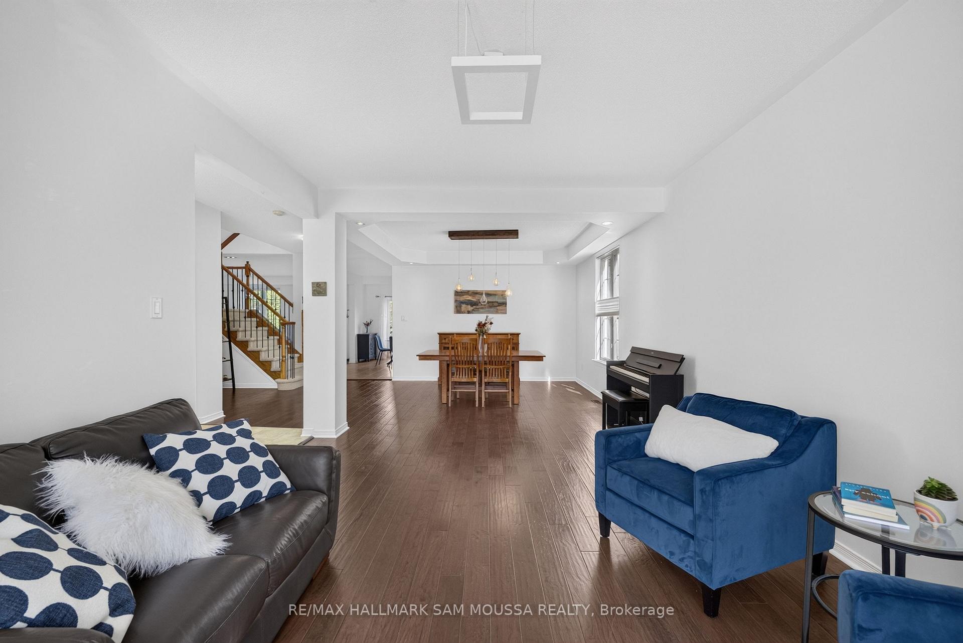 Photo 6 of 531 Dalewood Crescent, Ottawa, Stittsville (South) — HOMEH