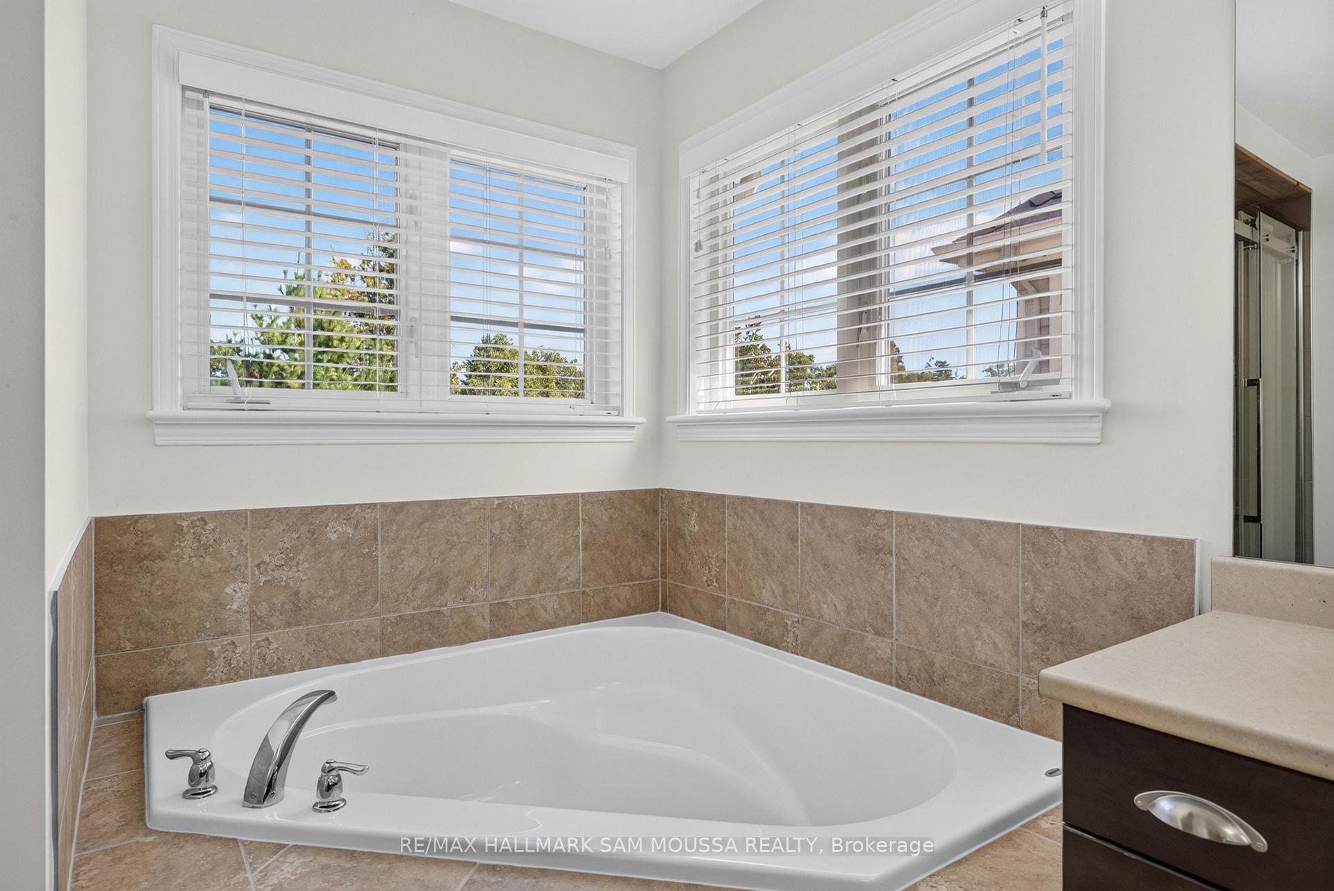 Photo 23 of 531 Dalewood Crescent, Ottawa, Stittsville (South) — HOMEH