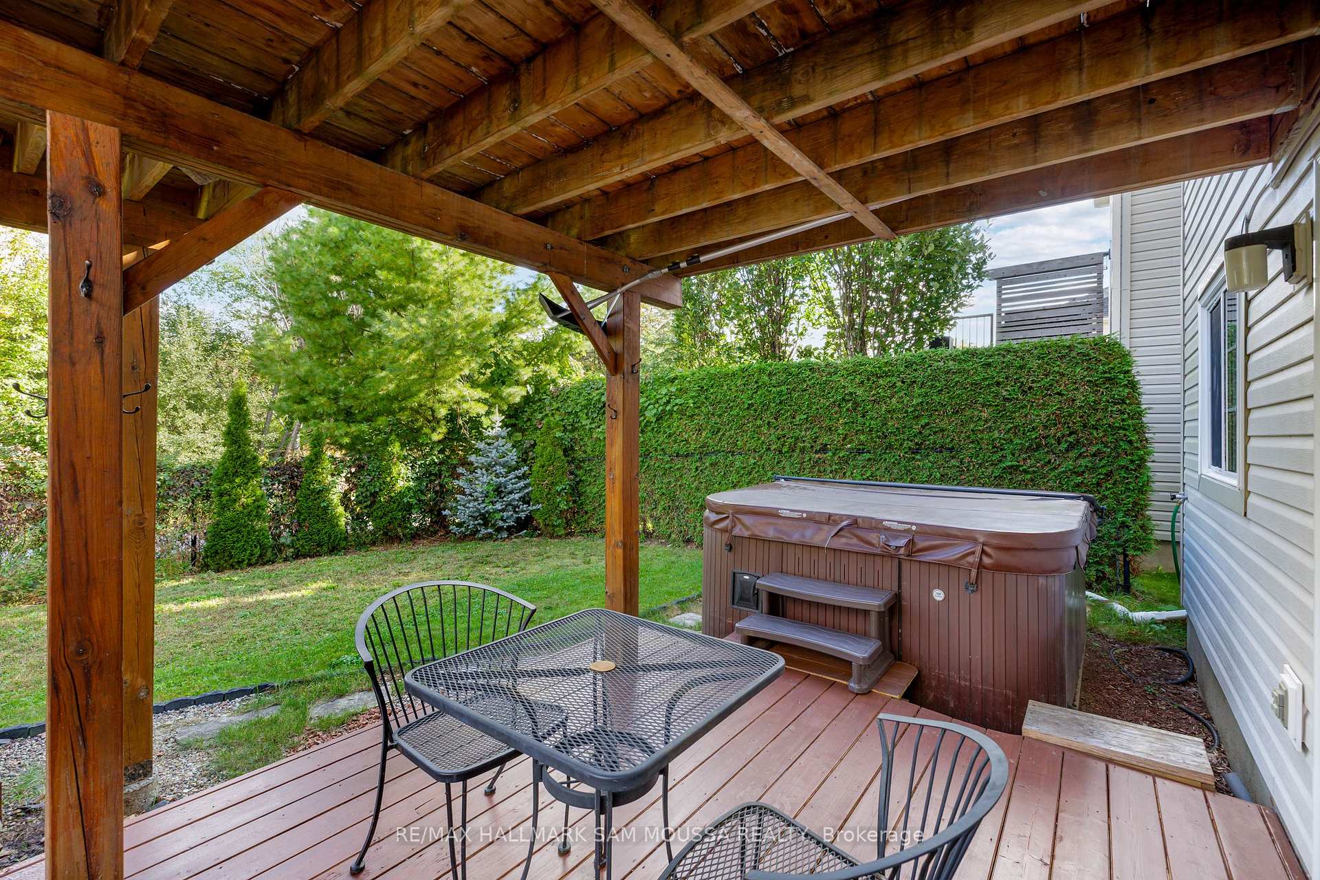 Photo 43 of 531 Dalewood Crescent, Ottawa, Stittsville (South) — HOMEH
