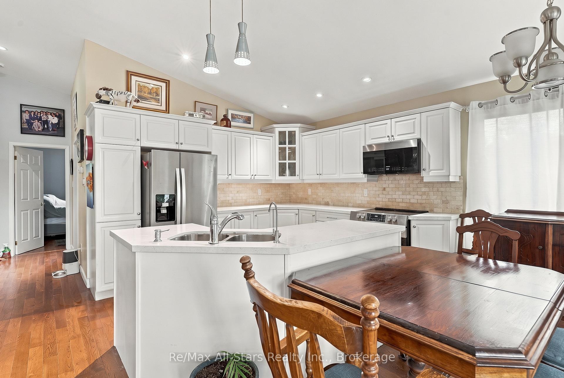 Photo 20 of 97 Cedarplank Road, Kawartha Lakes, Somerville — HOMEH