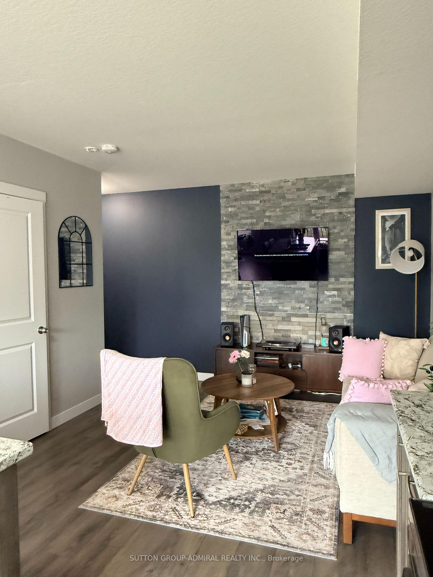 Photo 7 of Unit C, 148 Rochefort Street, Kitchener, Huron Park — HOMEH