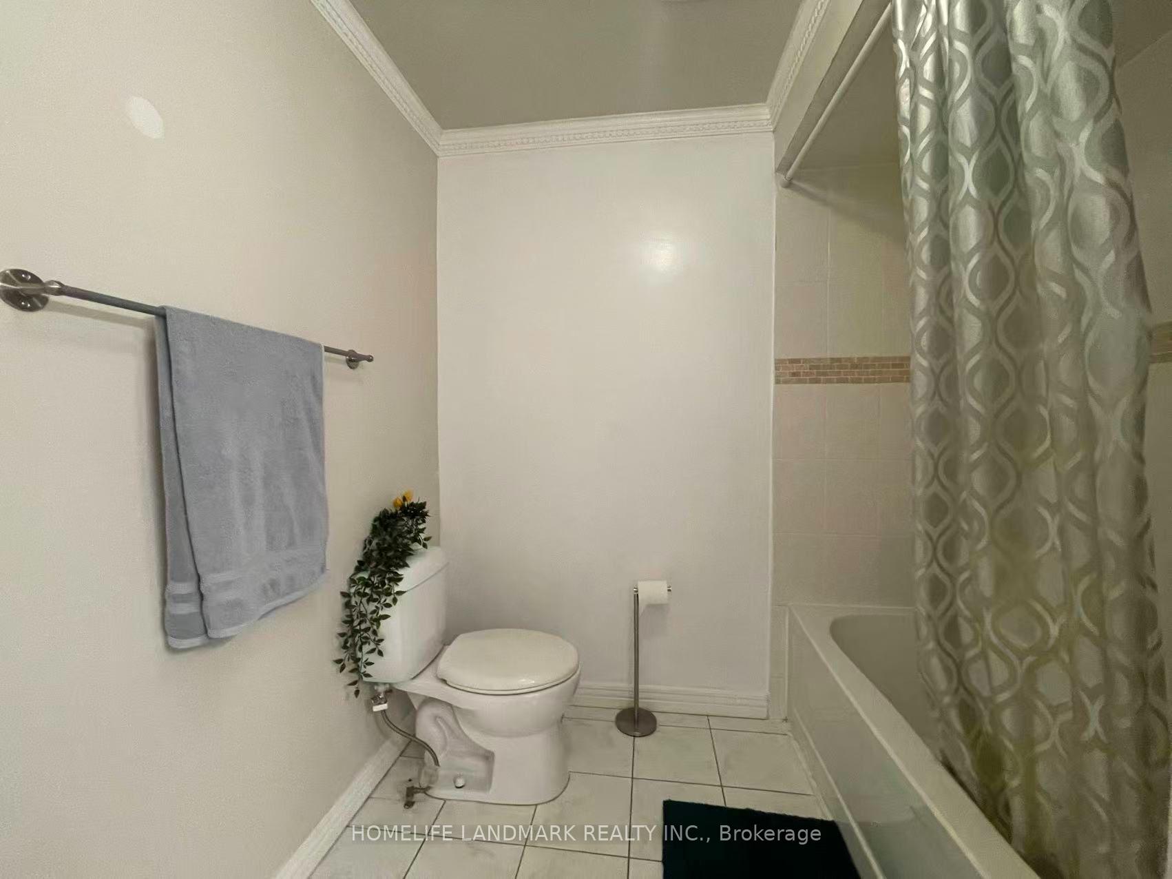 Photo 7 of Unit Upper, 12 Clancy Drive, North York, Don Valley Village — HOMEH