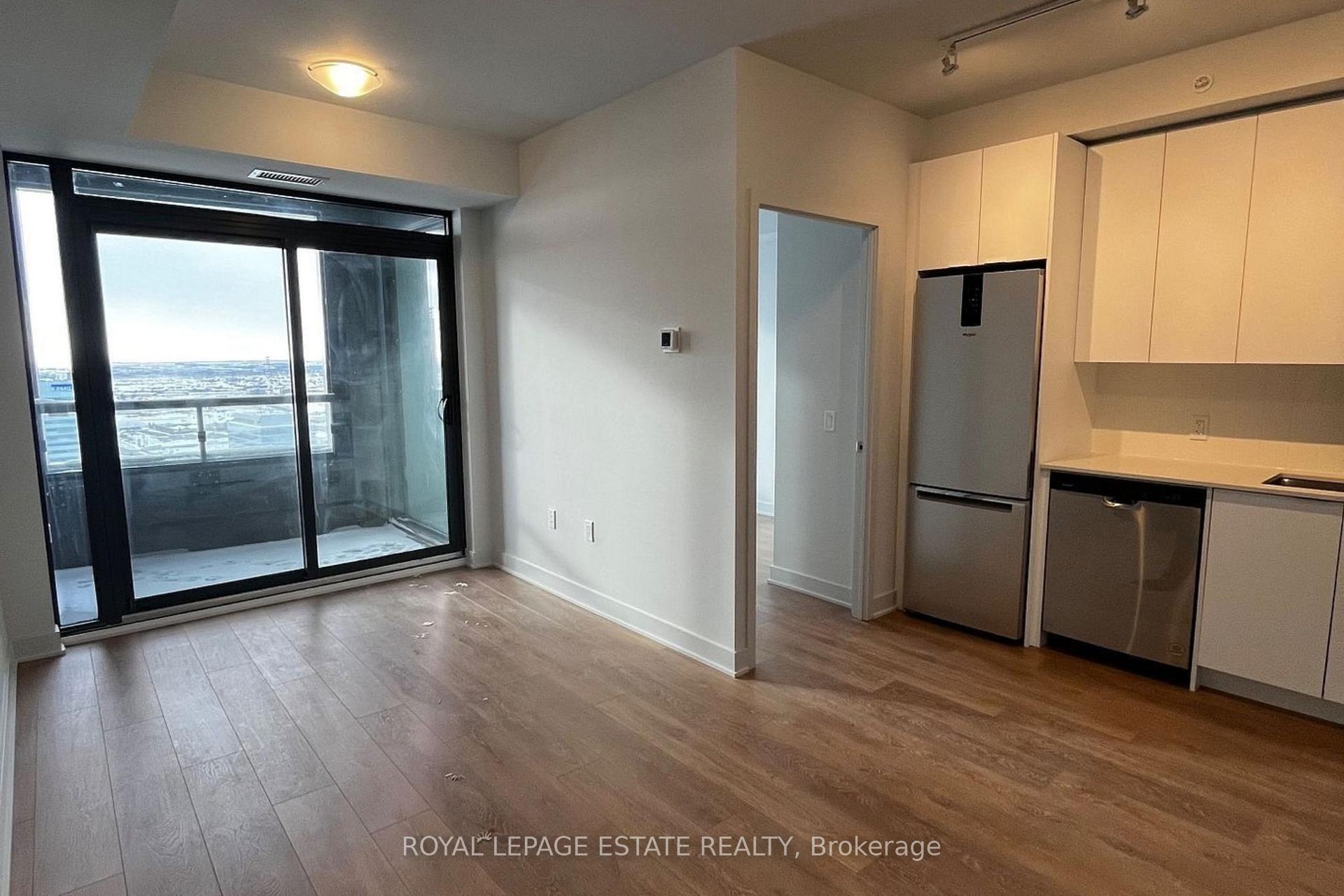 Photo 4 of Unit 2601, 2920 Highway 7, Vaughan, Concord — HOMEH