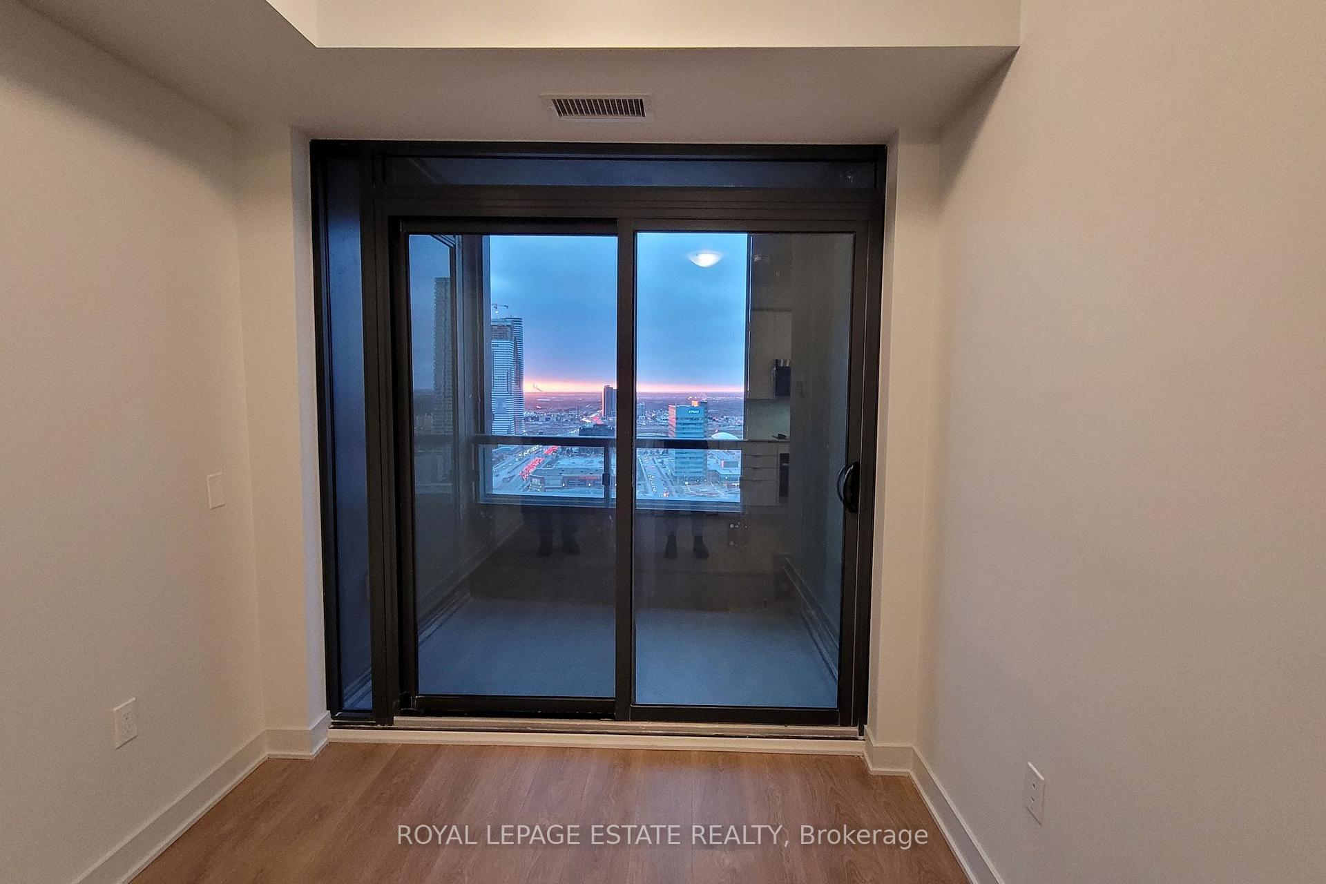 Photo 12 of Unit 2601, 2920 Highway 7, Vaughan, Concord — HOMEH