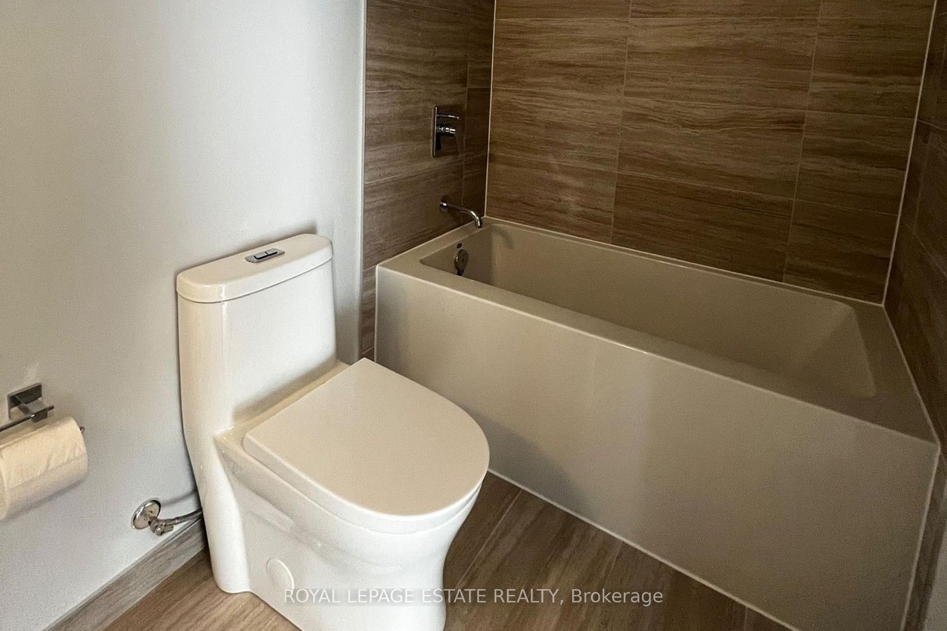 Photo 14 of Unit 2601, 2920 Highway 7, Vaughan, Concord — HOMEH