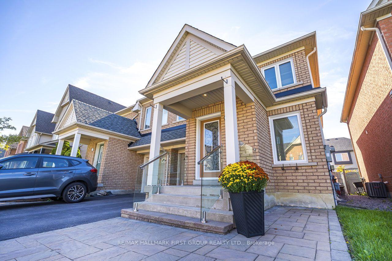Photo 3 of 5 Cranston Avenue, Ajax, Northeast Ajax — HOMEH