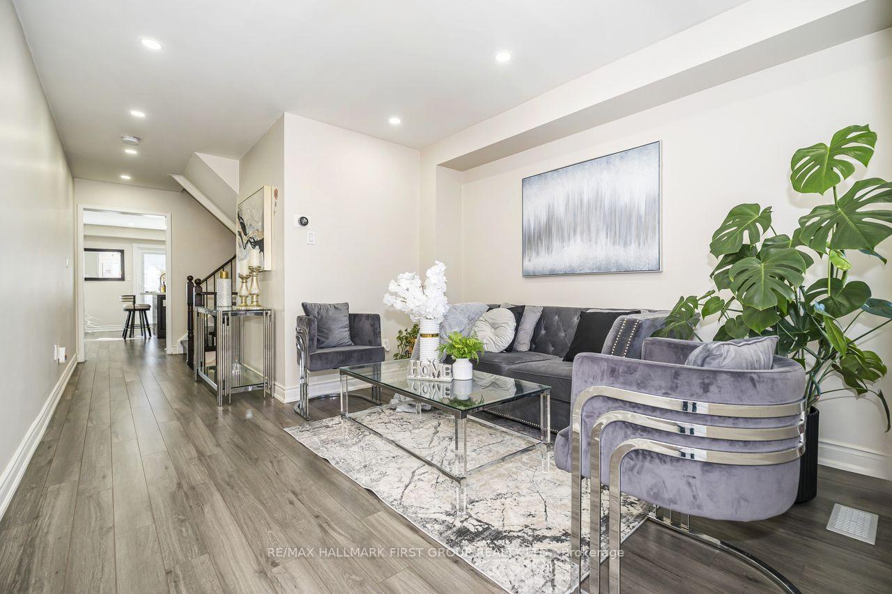 Photo 5 of 5 Cranston Avenue, Ajax, Northeast Ajax — HOMEH