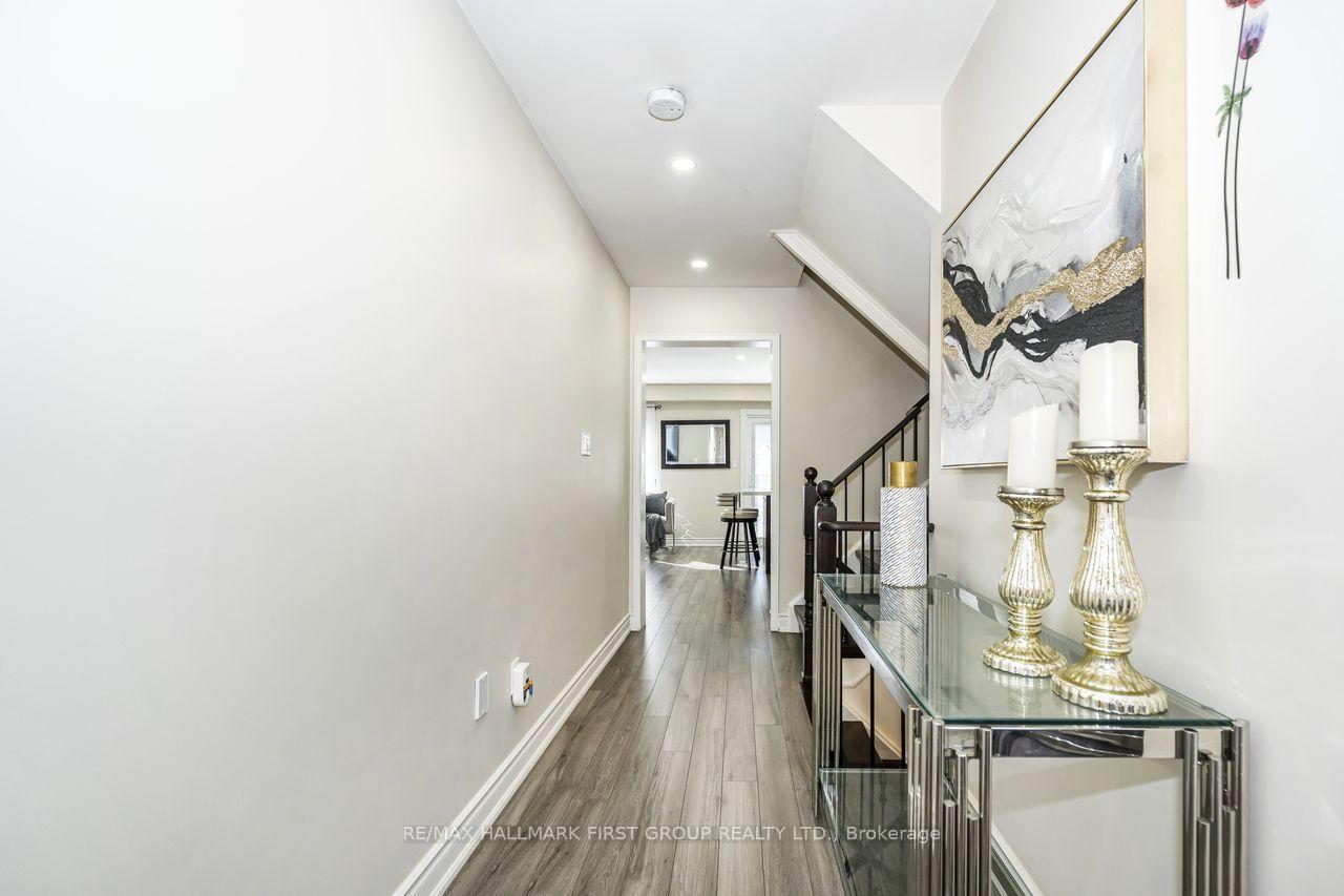 Photo 8 of 5 Cranston Avenue, Ajax, Northeast Ajax — HOMEH