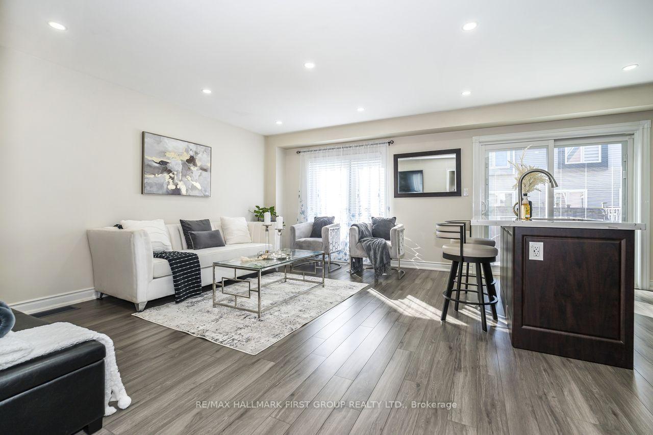 Photo 9 of 5 Cranston Avenue, Ajax, Northeast Ajax — HOMEH
