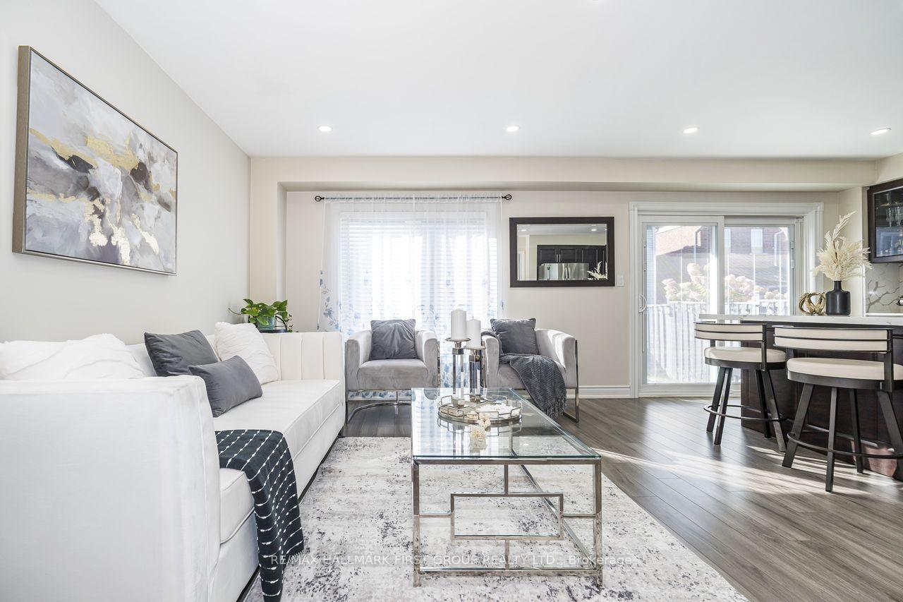 Photo 13 of 5 Cranston Avenue, Ajax, Northeast Ajax — HOMEH