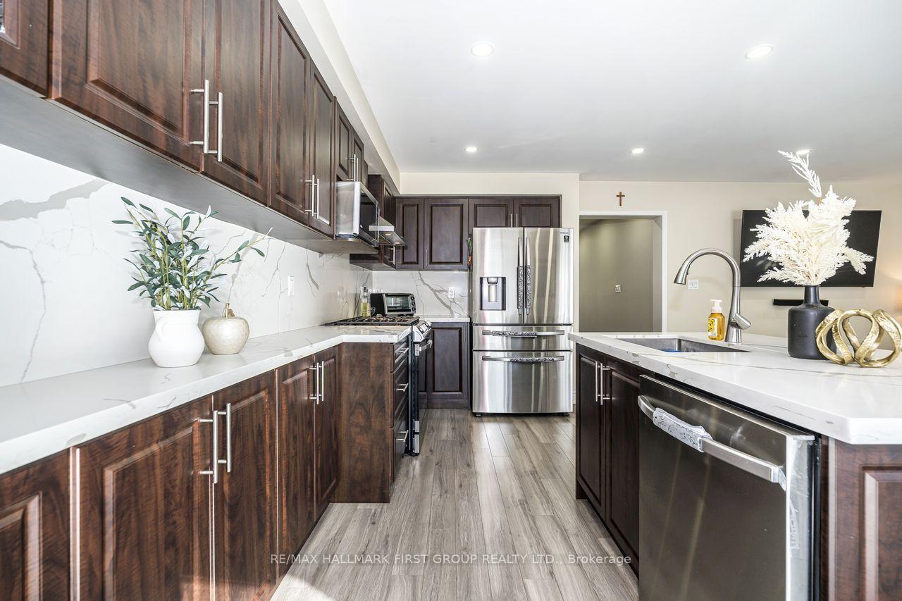 Photo 17 of 5 Cranston Avenue, Ajax, Northeast Ajax — HOMEH