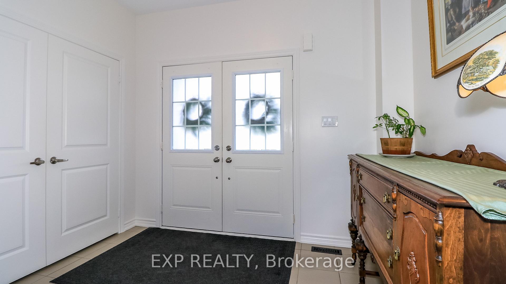 Photo 7 of 251 Ridley Crescent, Southgate — HOMEH