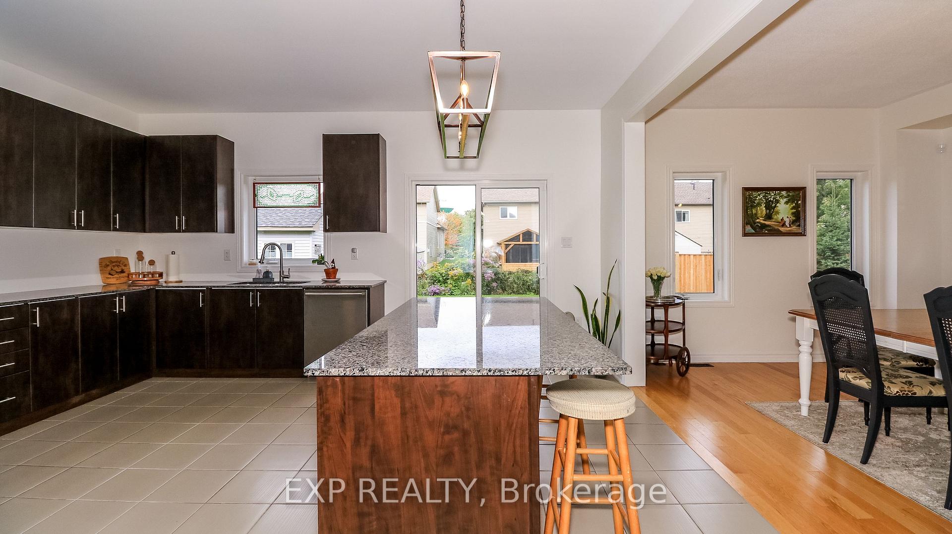Photo 23 of 251 Ridley Crescent, Southgate — HOMEH