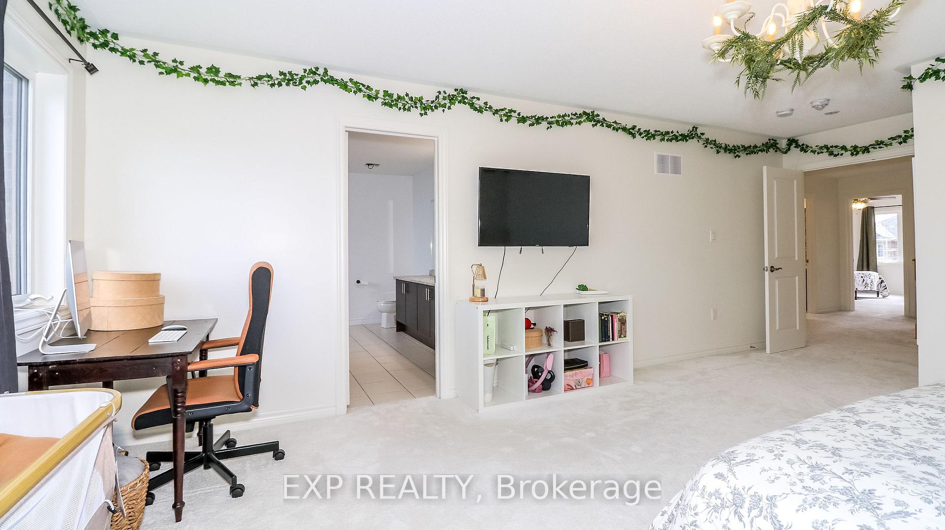 Photo 31 of 251 Ridley Crescent, Southgate — HOMEH