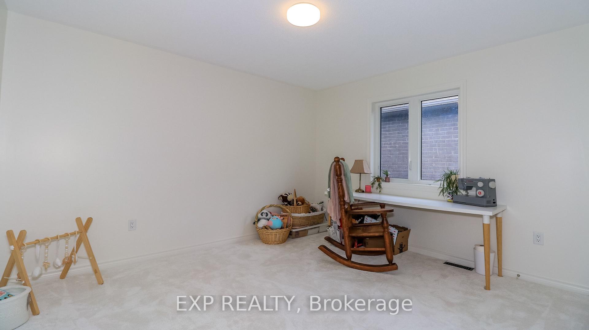 Photo 32 of 251 Ridley Crescent, Southgate — HOMEH
