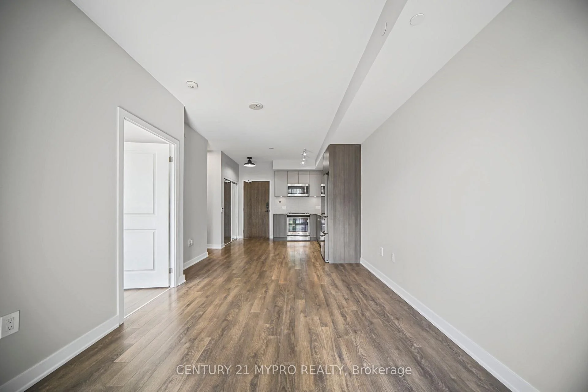Photo 14 of Unit 713, 100 Eagle Rock Way, Vaughan, Rural Vaughan — HOMEH